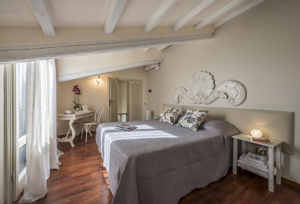 Hotel Il Cavallino Blu Volterra Dış mekan fotoğraf